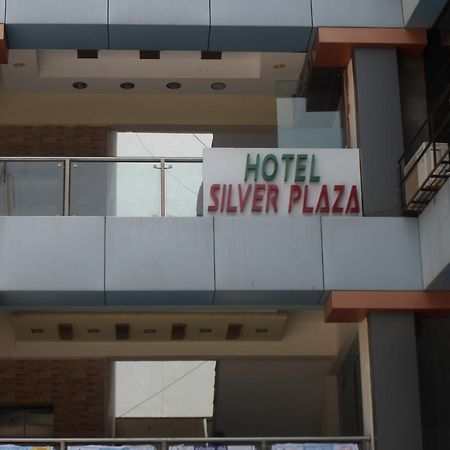 Hotel Silver Plaza Ahmedabad Exterior foto