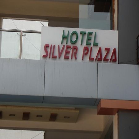 Hotel Silver Plaza Ahmedabad Exterior foto